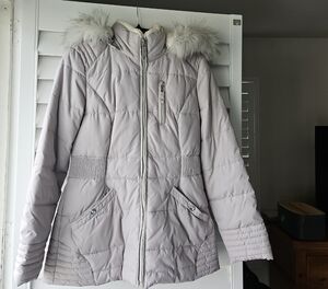 Laundry by Design Light Gray Puffer Jacket with Faux Fur Hood